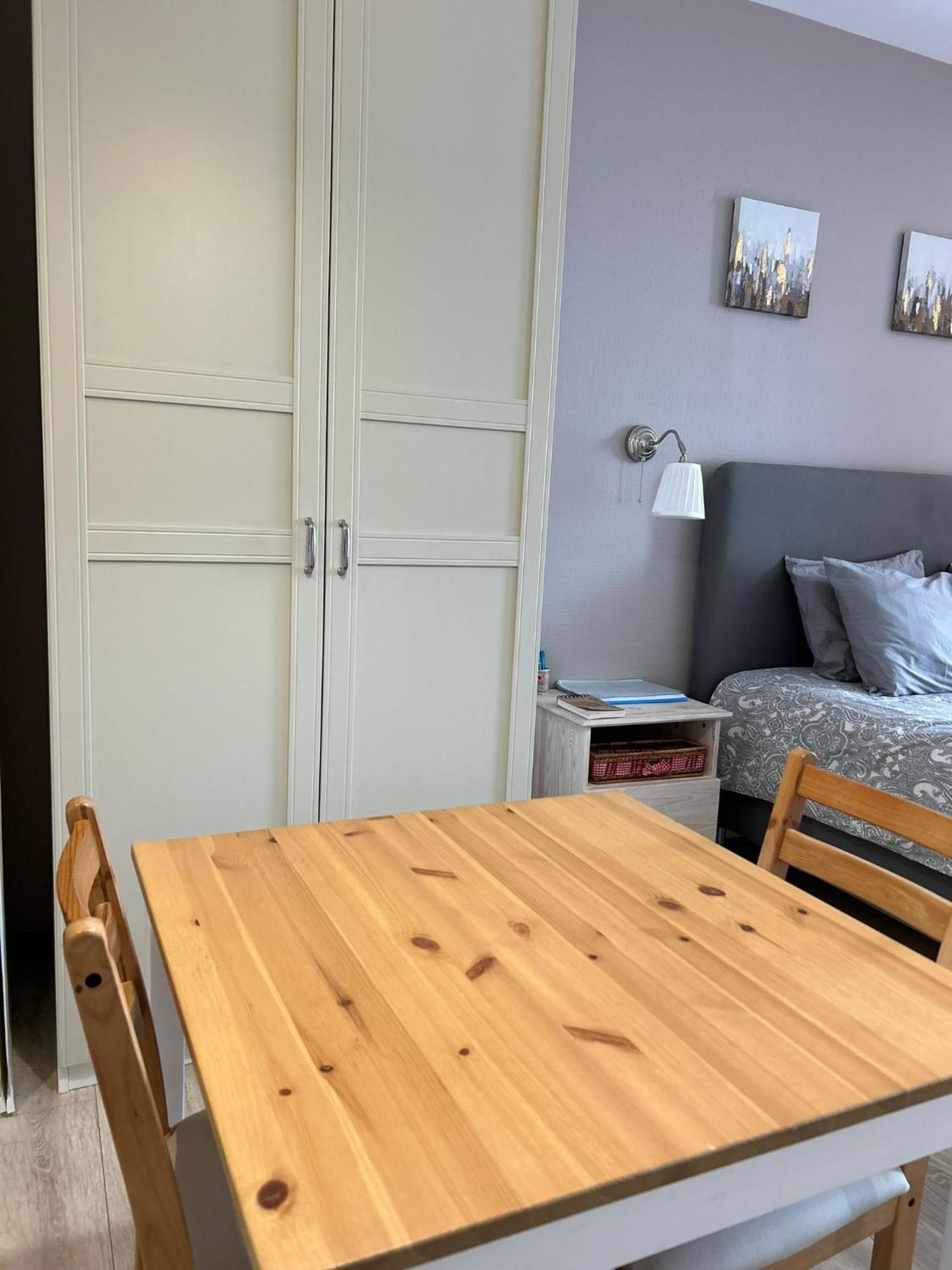 Les Petits Nids De Nina 1 Aparthotel Fosses-La-Ville Kültér fotó